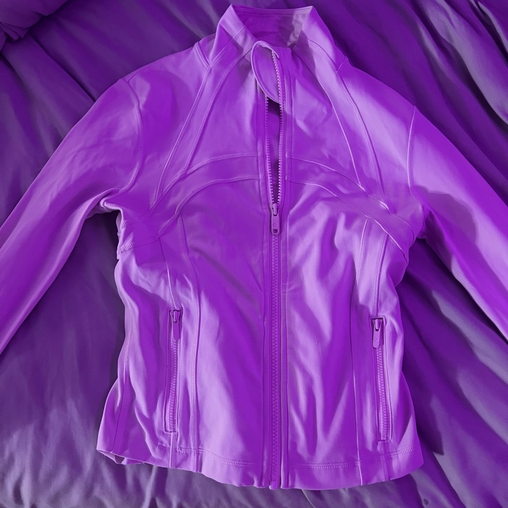 Cropped stawberry milkshake define jacket